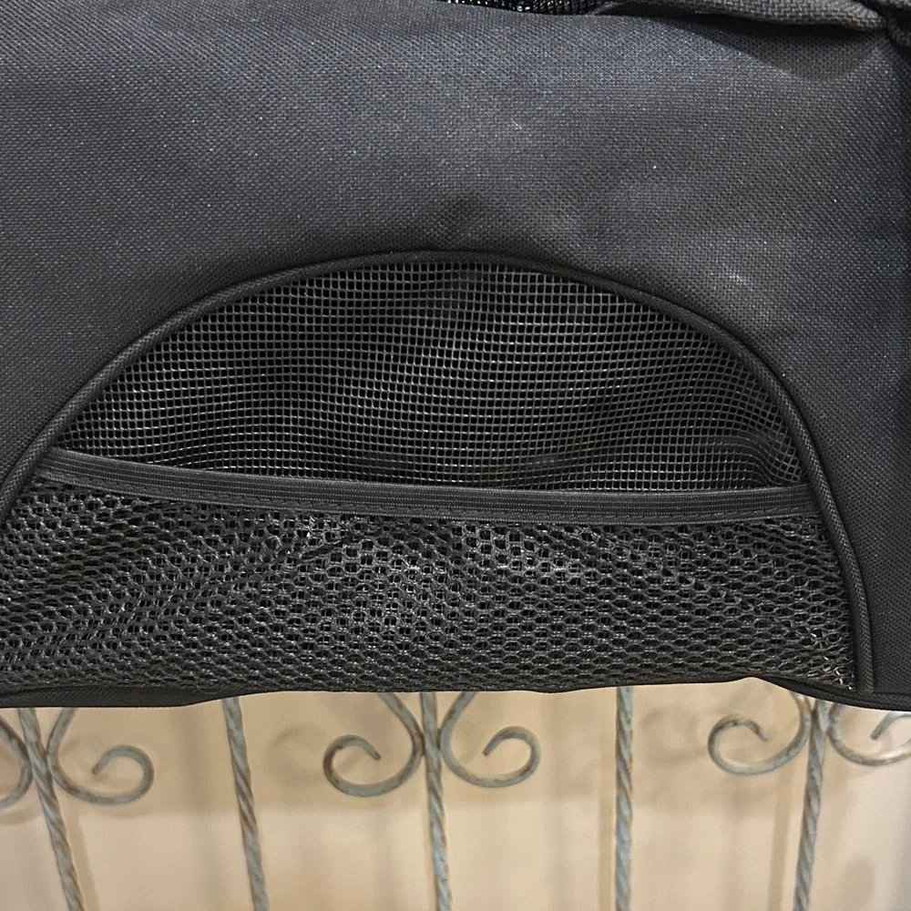 PETTOM Soft-Sided Pet Carrier
